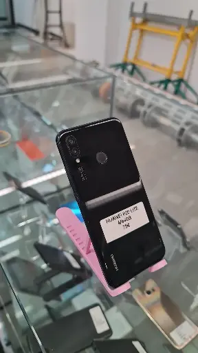 [FURN_0789] HUAWEI P20 LITE